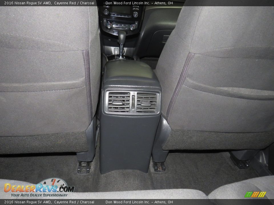 2016 Nissan Rogue SV AWD Cayenne Red / Charcoal Photo #26