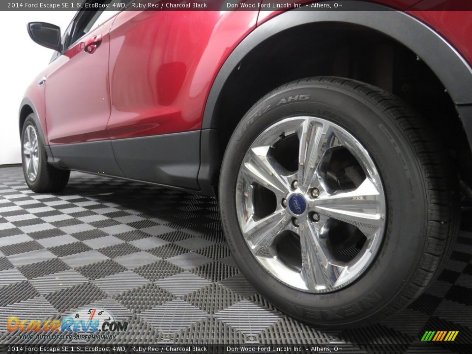 2014 Ford Escape SE 1.6L EcoBoost 4WD Ruby Red / Charcoal Black Photo #10