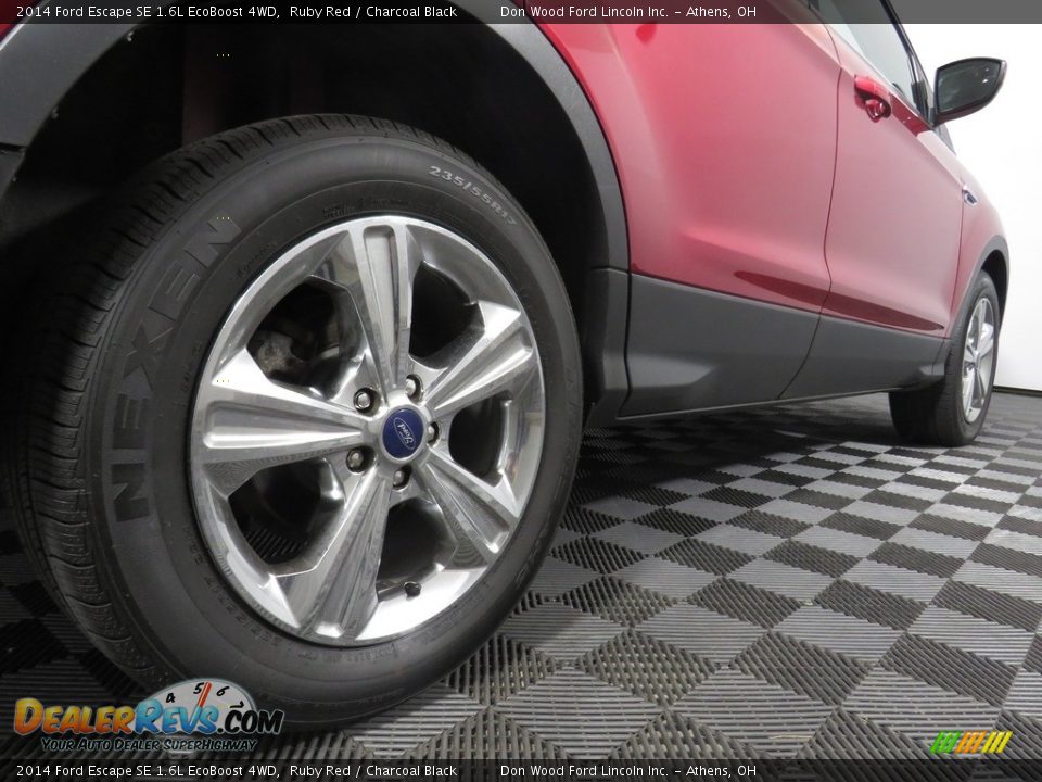 2014 Ford Escape SE 1.6L EcoBoost 4WD Ruby Red / Charcoal Black Photo #16