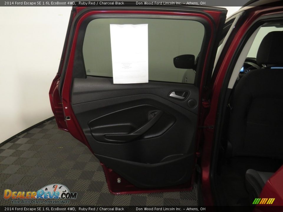 2014 Ford Escape SE 1.6L EcoBoost 4WD Ruby Red / Charcoal Black Photo #25