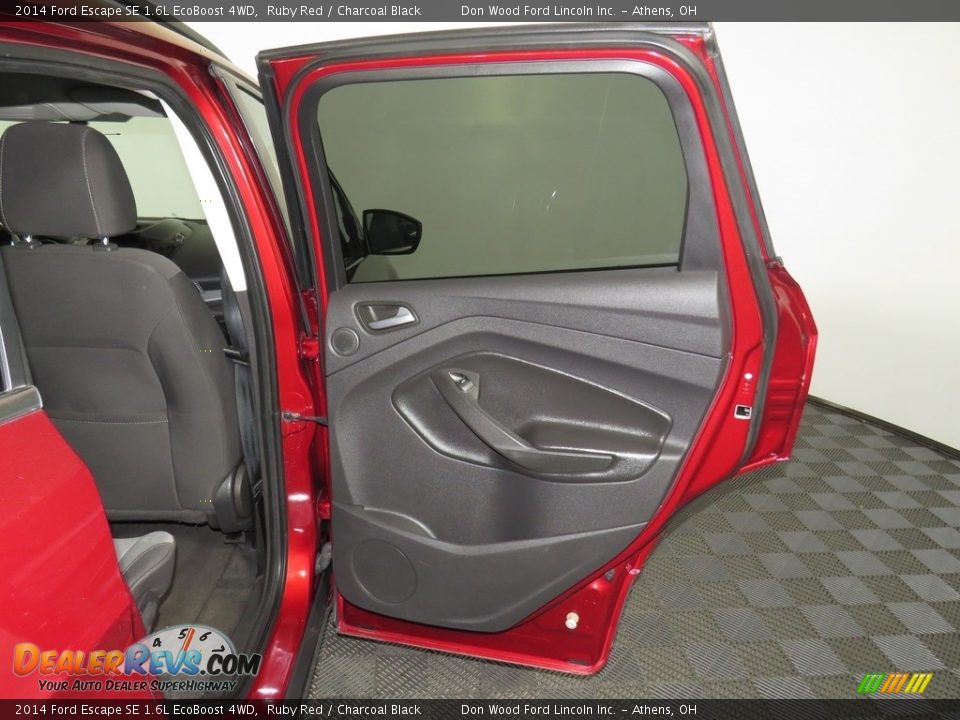 2014 Ford Escape SE 1.6L EcoBoost 4WD Ruby Red / Charcoal Black Photo #28