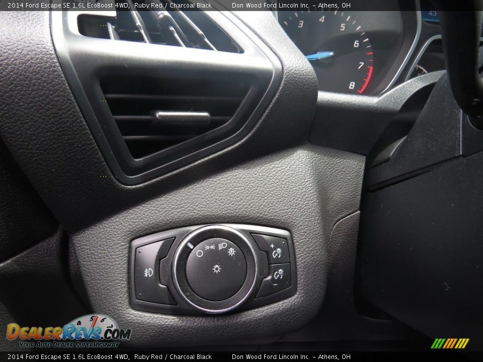 2014 Ford Escape SE 1.6L EcoBoost 4WD Ruby Red / Charcoal Black Photo #36
