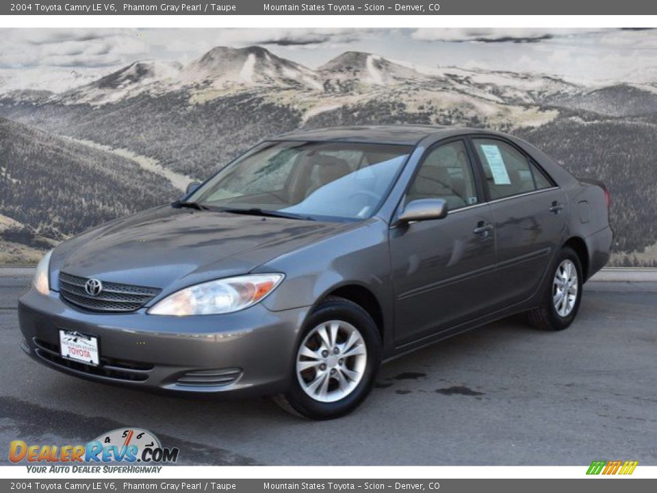 2004 Toyota Camry LE V6 Phantom Gray Pearl / Taupe Photo #5