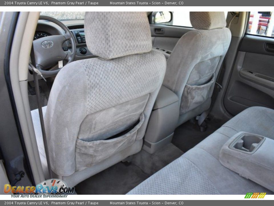 2004 Toyota Camry LE V6 Phantom Gray Pearl / Taupe Photo #20