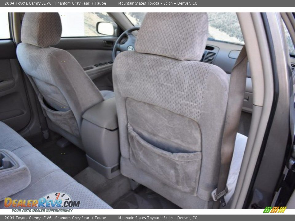 2004 Toyota Camry LE V6 Phantom Gray Pearl / Taupe Photo #21