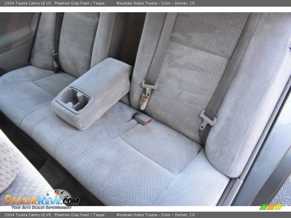 2004 Toyota Camry LE V6 Phantom Gray Pearl / Taupe Photo #22