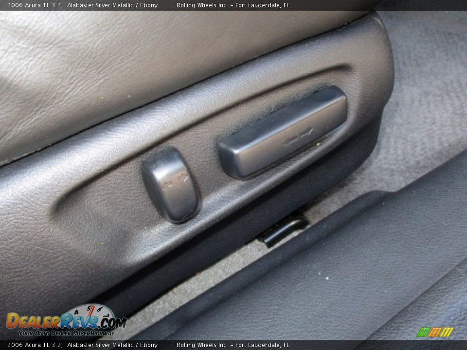 2006 Acura TL 3.2 Alabaster Silver Metallic / Ebony Photo #18