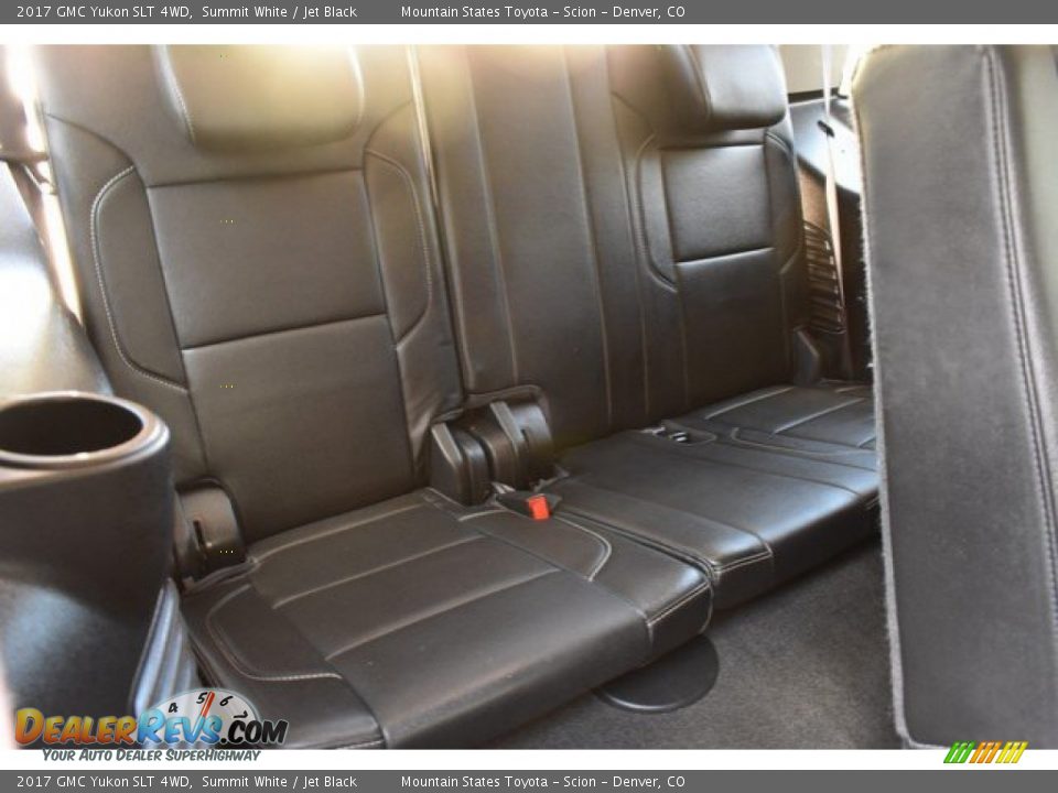 2017 GMC Yukon SLT 4WD Summit White / Jet Black Photo #23