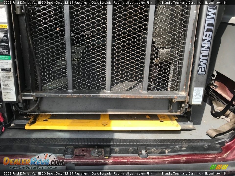 2008 Ford E Series Van E350 Super Duty XLT 15 Passenger Dark Toreador Red Metallic / Medium Flint Photo #10