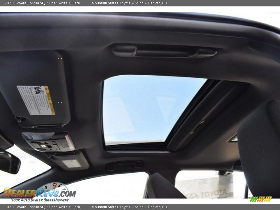 2020 Toyota Corolla SE Super White / Black Photo #8