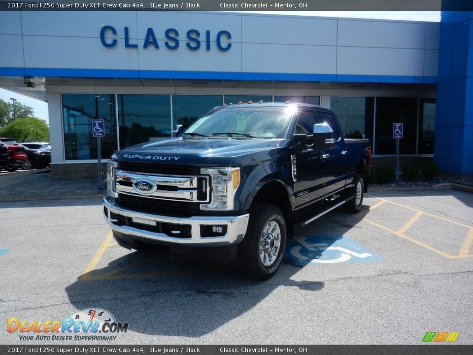 2017 Ford F250 Super Duty XLT Crew Cab 4x4 Blue Jeans / Black Photo #1