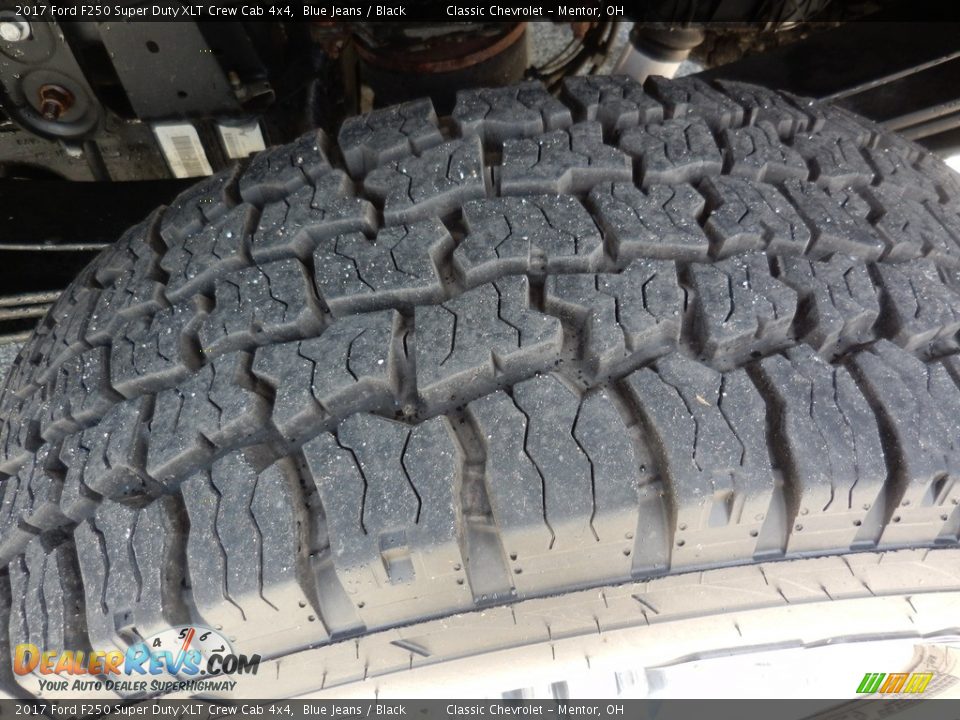 2017 Ford F250 Super Duty XLT Crew Cab 4x4 Blue Jeans / Black Photo #8