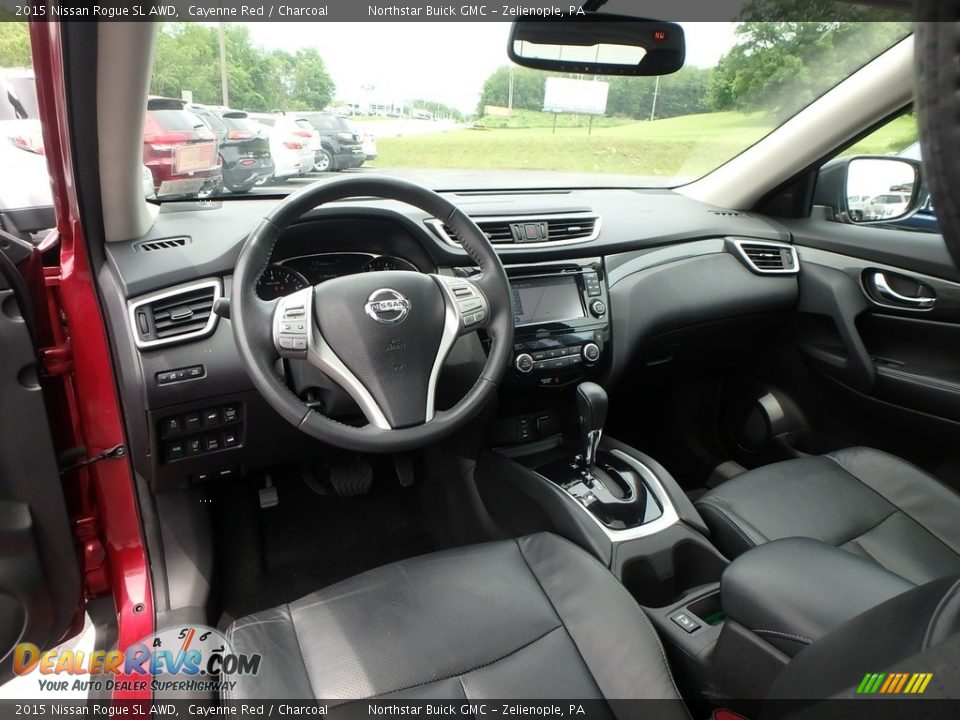 2015 Nissan Rogue SL AWD Cayenne Red / Charcoal Photo #17