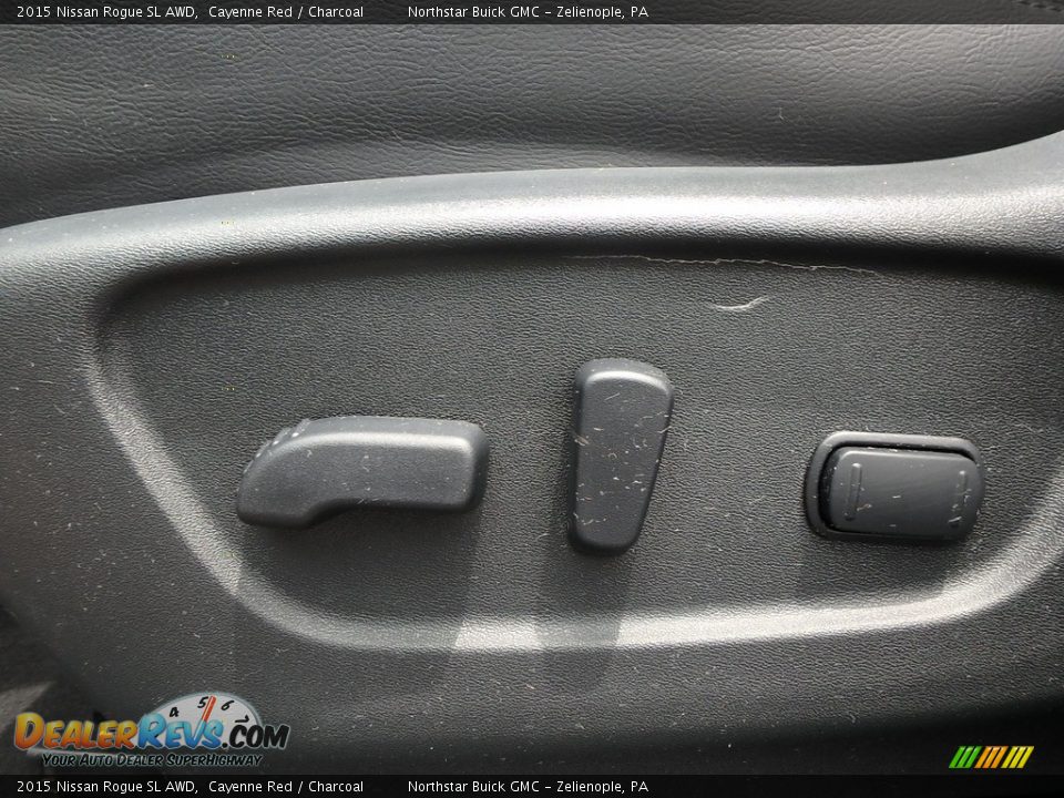 2015 Nissan Rogue SL AWD Cayenne Red / Charcoal Photo #20