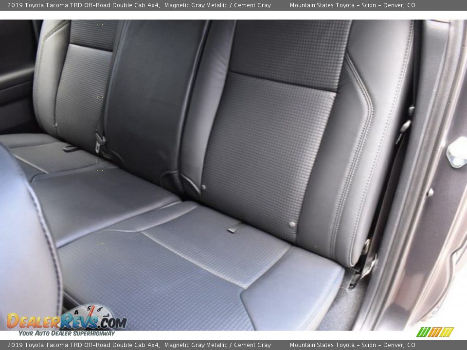 2019 Toyota Tacoma TRD Off-Road Double Cab 4x4 Magnetic Gray Metallic / Cement Gray Photo #10