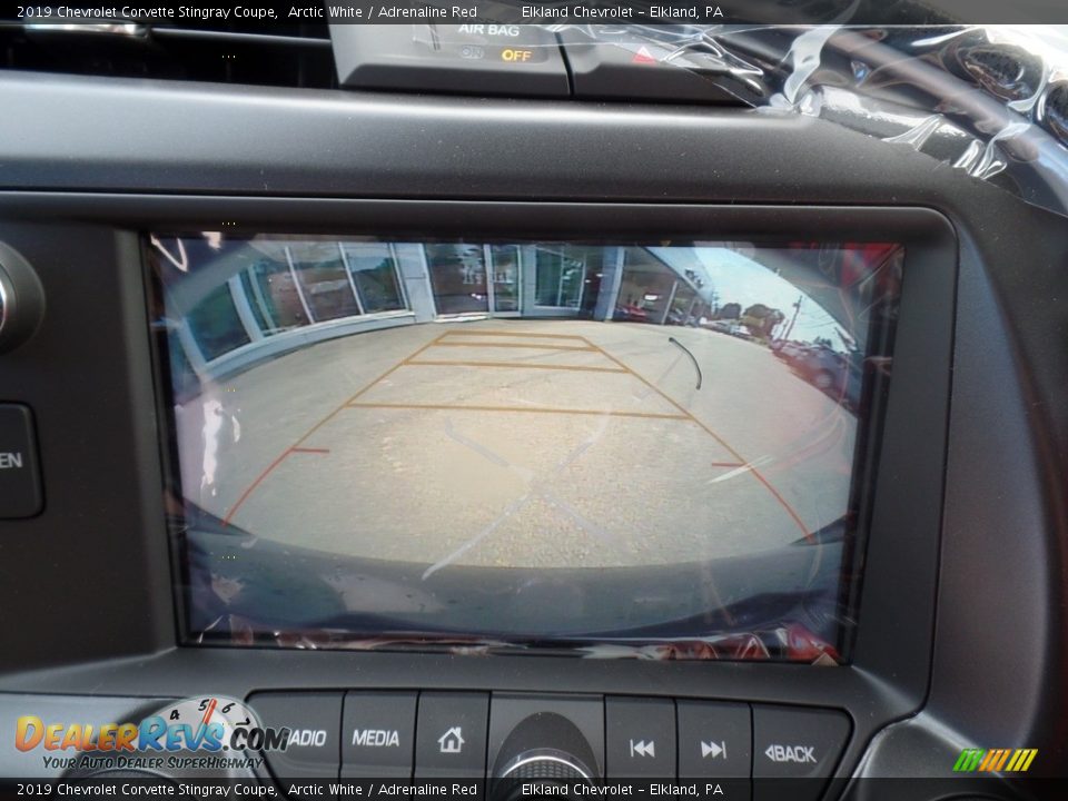 2019 Chevrolet Corvette Stingray Coupe Arctic White / Adrenaline Red Photo #32