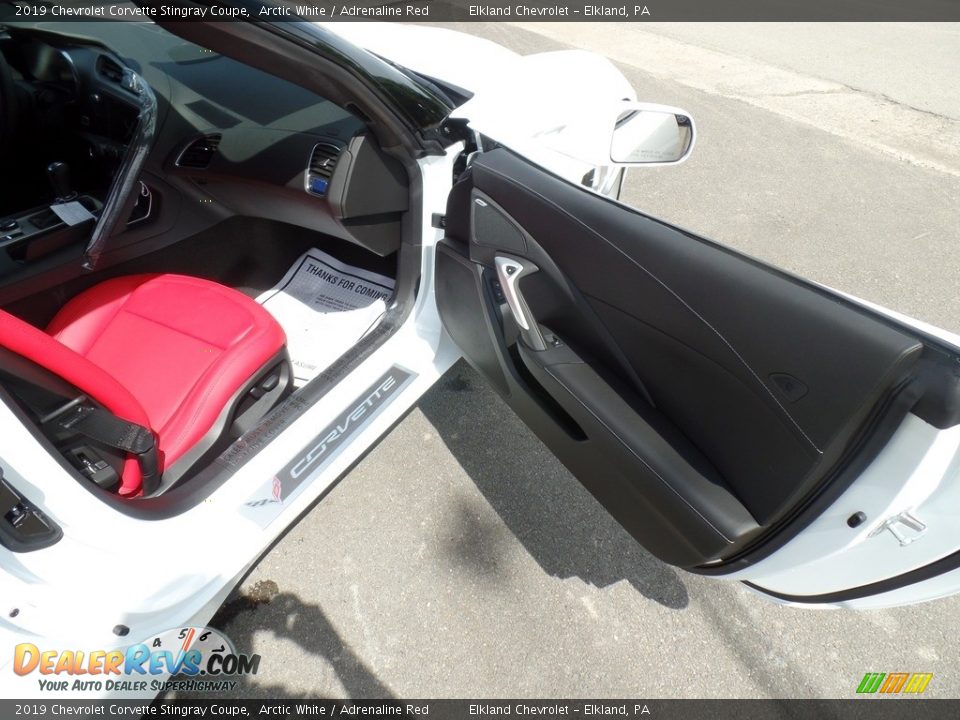 2019 Chevrolet Corvette Stingray Coupe Arctic White / Adrenaline Red Photo #36