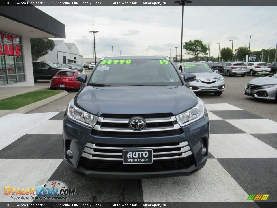 2019 Toyota Highlander XLE Shoreline Blue Pearl / Black Photo #2