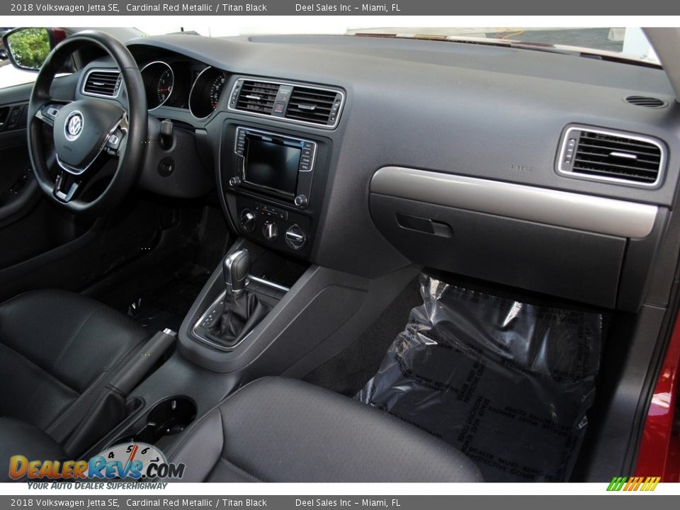 2018 Volkswagen Jetta SE Cardinal Red Metallic / Titan Black Photo #18
