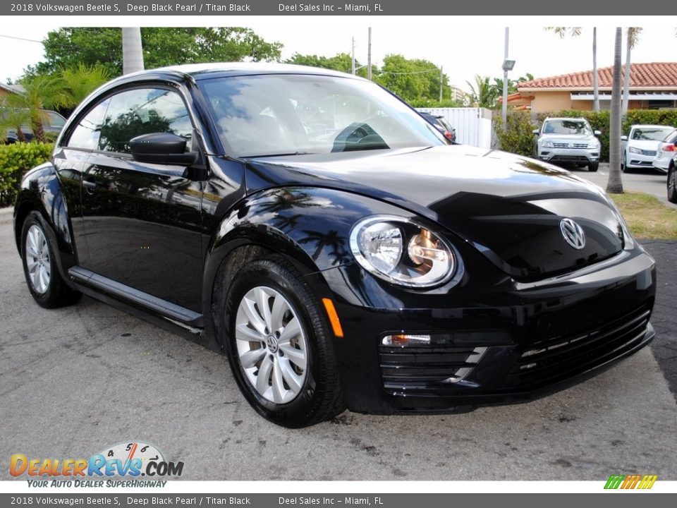 2018 Volkswagen Beetle S Deep Black Pearl / Titan Black Photo #2