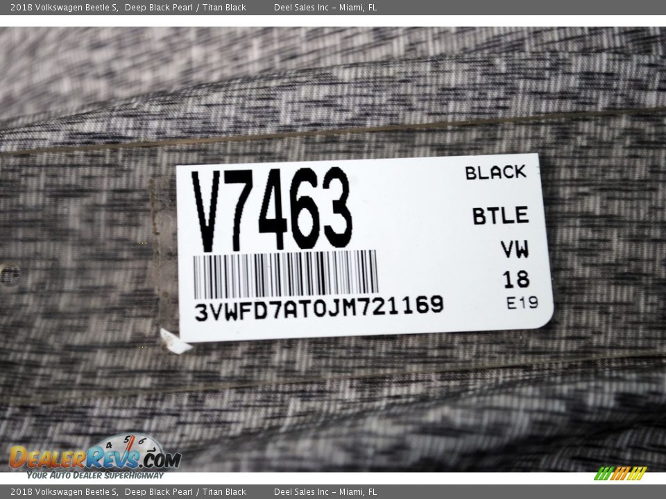 2018 Volkswagen Beetle S Deep Black Pearl / Titan Black Photo #20