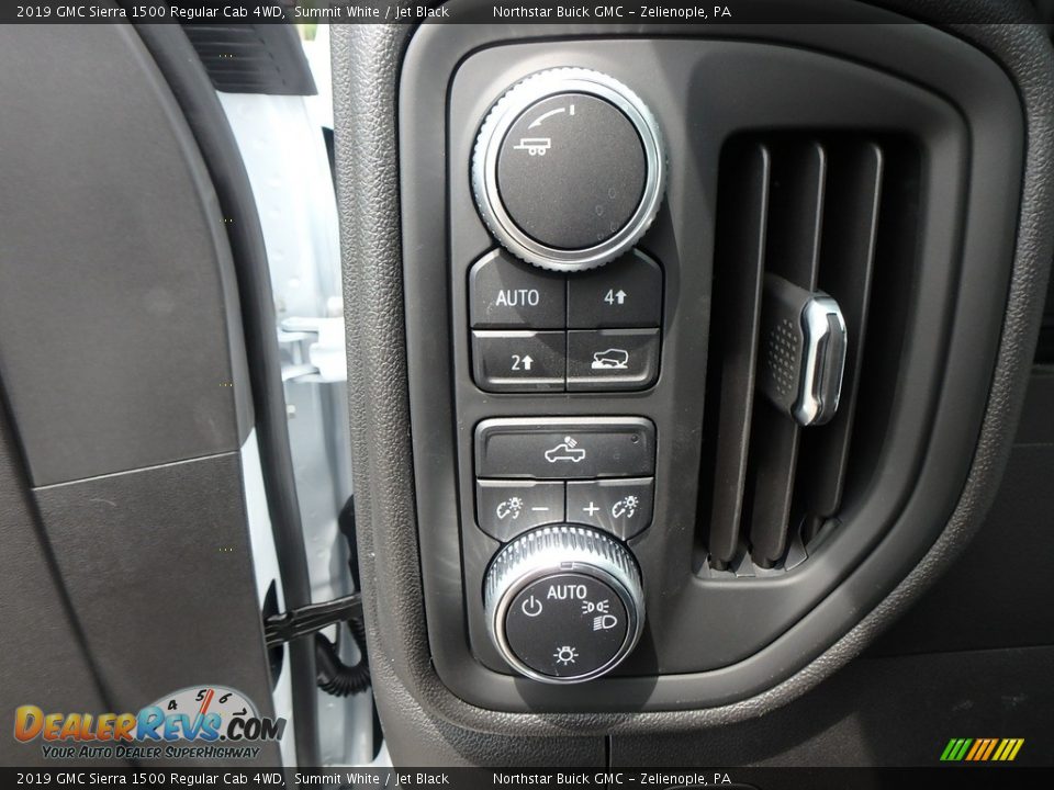 Controls of 2019 GMC Sierra 1500 Regular Cab 4WD Photo #17