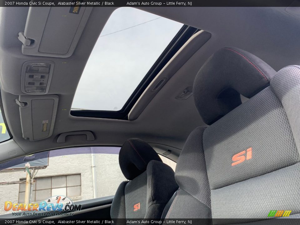 2007 Honda Civic Si Coupe Alabaster Silver Metallic / Black Photo #8