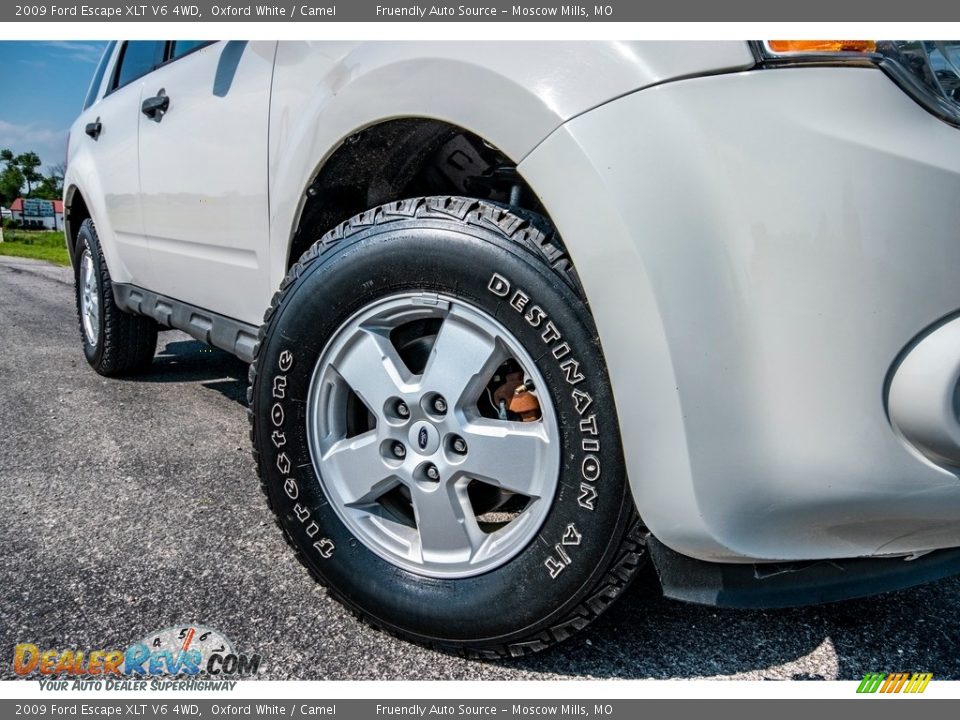 2009 Ford Escape XLT V6 4WD Oxford White / Camel Photo #2