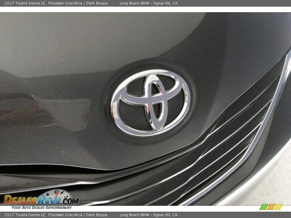 2017 Toyota Sienna LE Predawn Gray Mica / Dark Bisque Photo #28