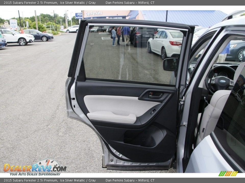 2015 Subaru Forester 2.5i Premium Ice Silver Metallic / Gray Photo #12