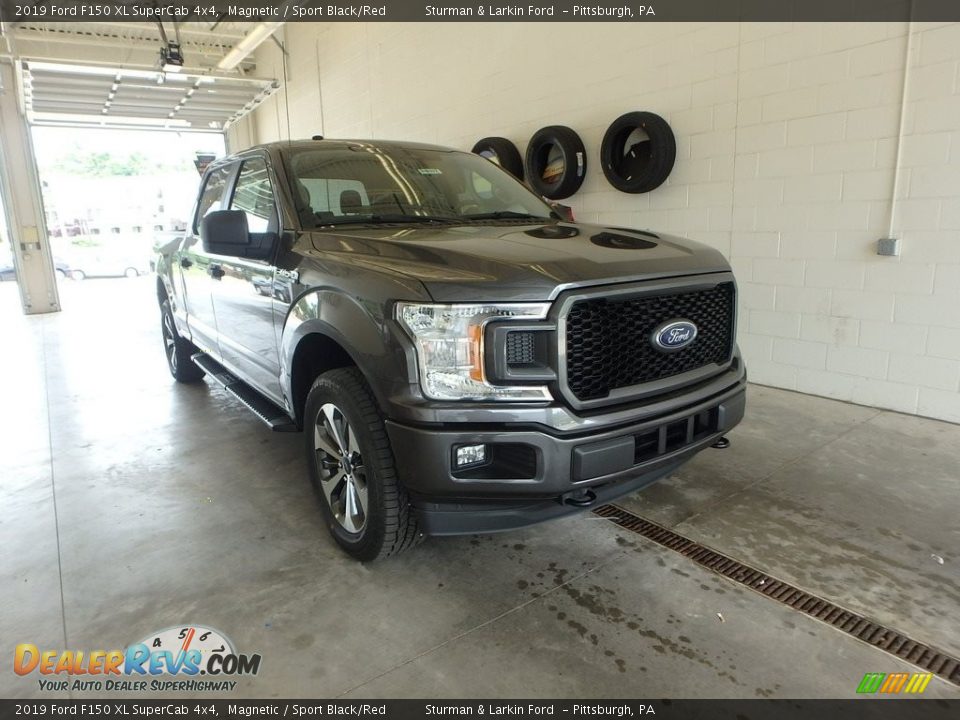 2019 Ford F150 XL SuperCab 4x4 Magnetic / Sport Black/Red Photo #1