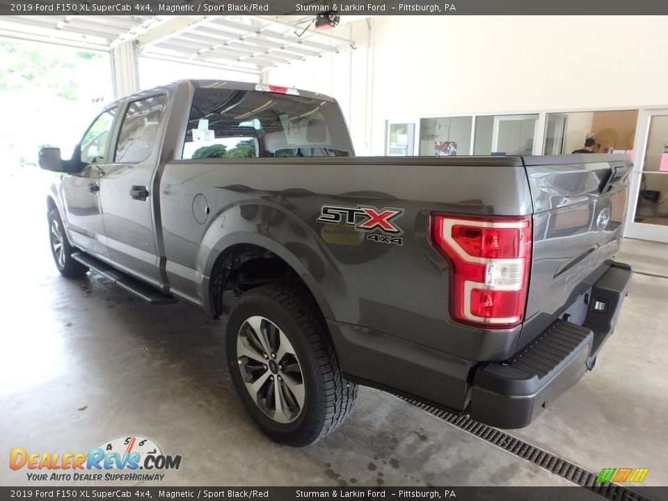 2019 Ford F150 XL SuperCab 4x4 Magnetic / Sport Black/Red Photo #3