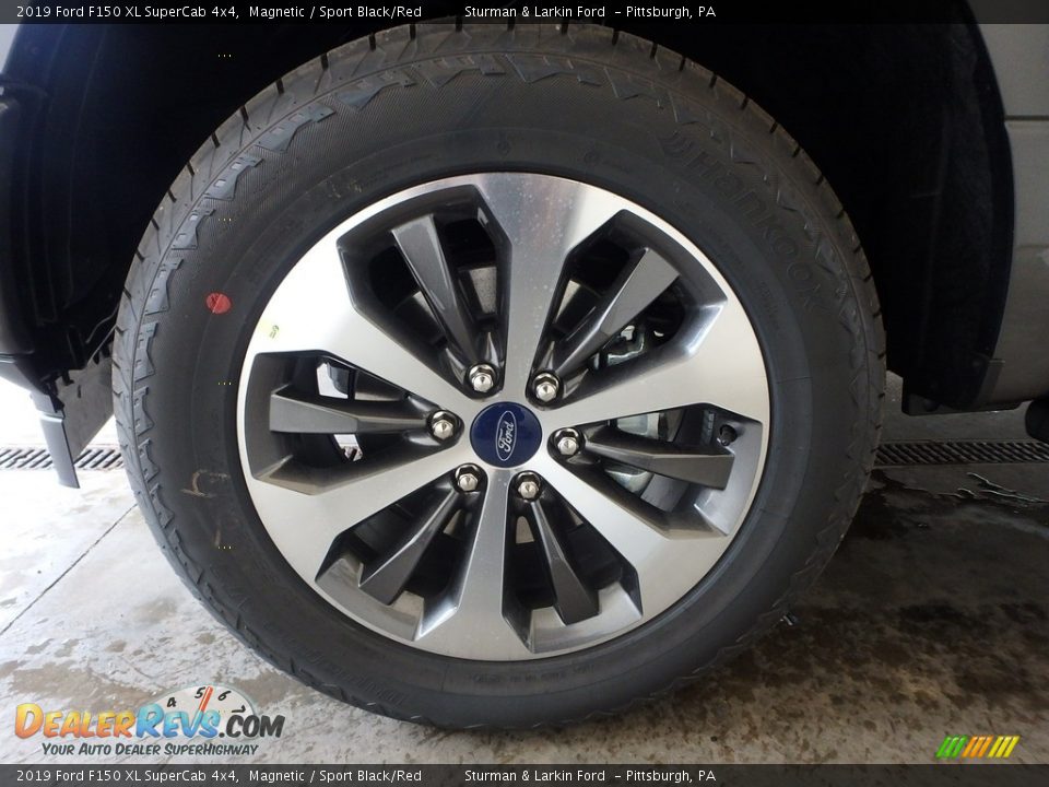 2019 Ford F150 XL SuperCab 4x4 Magnetic / Sport Black/Red Photo #5