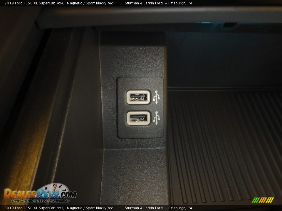 2019 Ford F150 XL SuperCab 4x4 Magnetic / Sport Black/Red Photo #15