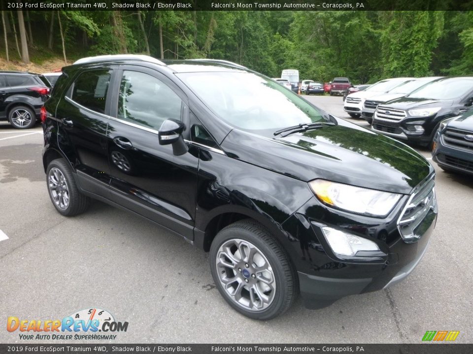 Front 3/4 View of 2019 Ford EcoSport Titanium 4WD Photo #3
