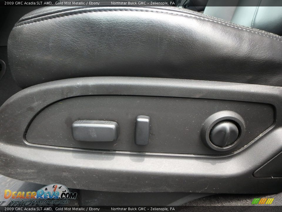 2009 GMC Acadia SLT AWD Gold Mist Metallic / Ebony Photo #23