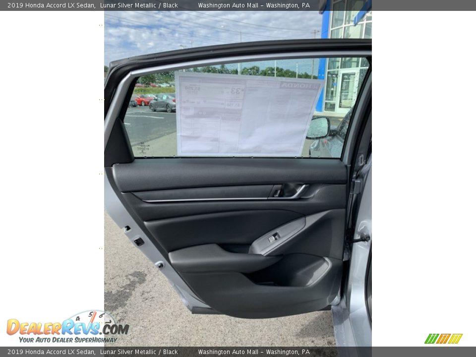 2019 Honda Accord LX Sedan Lunar Silver Metallic / Black Photo #16