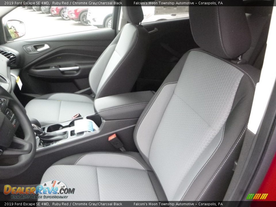 Front Seat of 2019 Ford Escape SE 4WD Photo #10