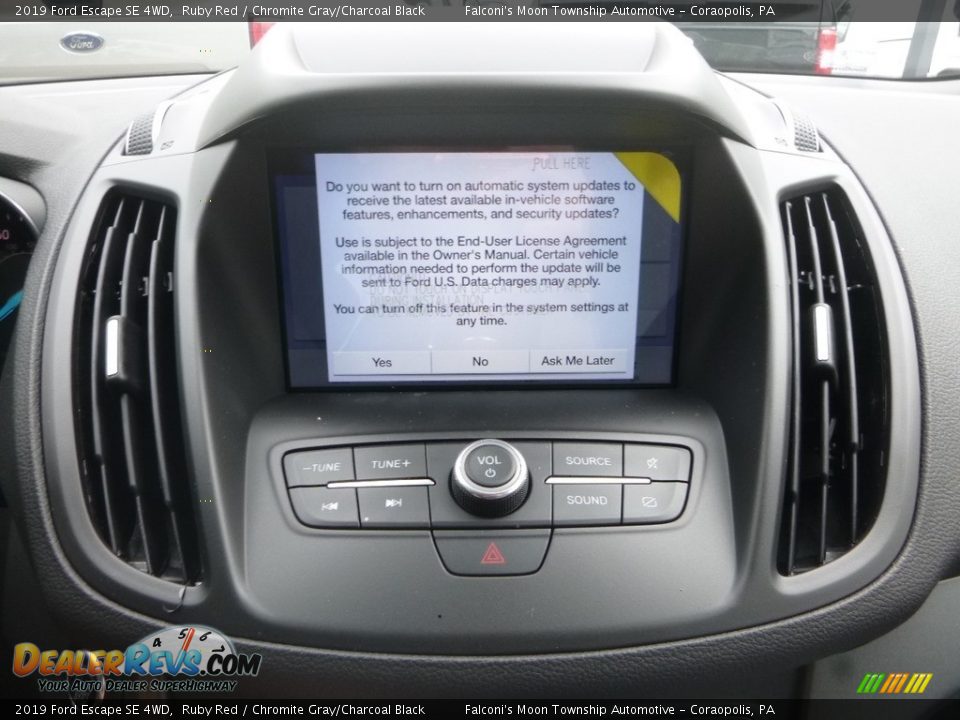 2019 Ford Escape SE 4WD Ruby Red / Chromite Gray/Charcoal Black Photo #13