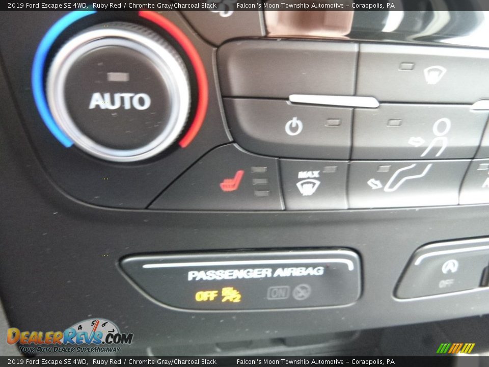 2019 Ford Escape SE 4WD Ruby Red / Chromite Gray/Charcoal Black Photo #15