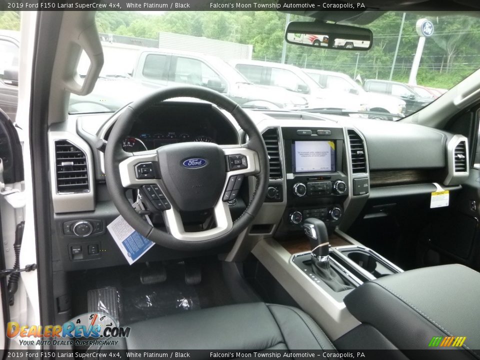 Black Interior - 2019 Ford F150 Lariat SuperCrew 4x4 Photo #10