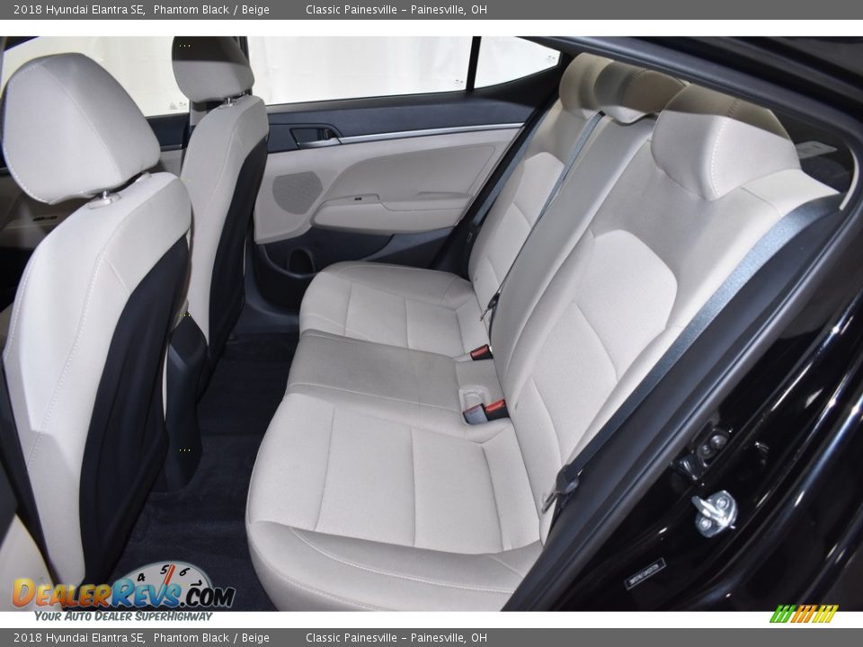 Rear Seat of 2018 Hyundai Elantra SE Photo #8