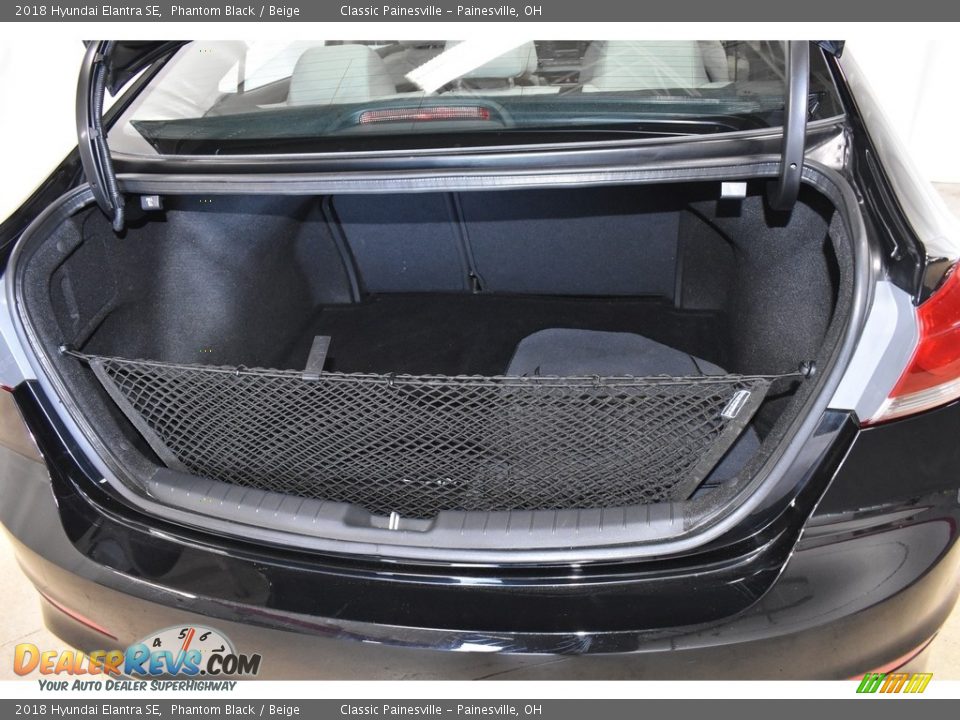 2018 Hyundai Elantra SE Phantom Black / Beige Photo #9