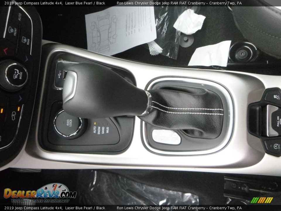 2019 Jeep Compass Latitude 4x4 Laser Blue Pearl / Black Photo #12