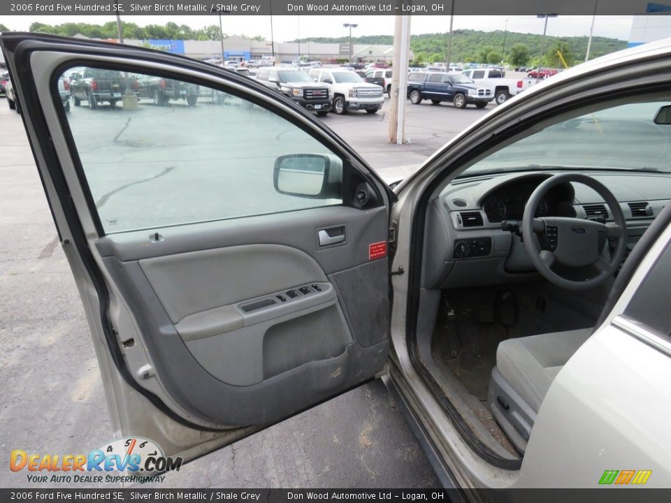 2006 Ford Five Hundred SE Silver Birch Metallic / Shale Grey Photo #16