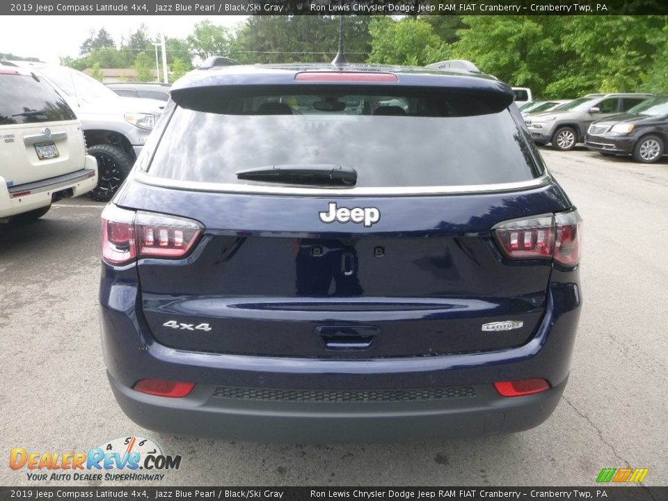 2019 Jeep Compass Latitude 4x4 Jazz Blue Pearl / Black/Ski Gray Photo #4