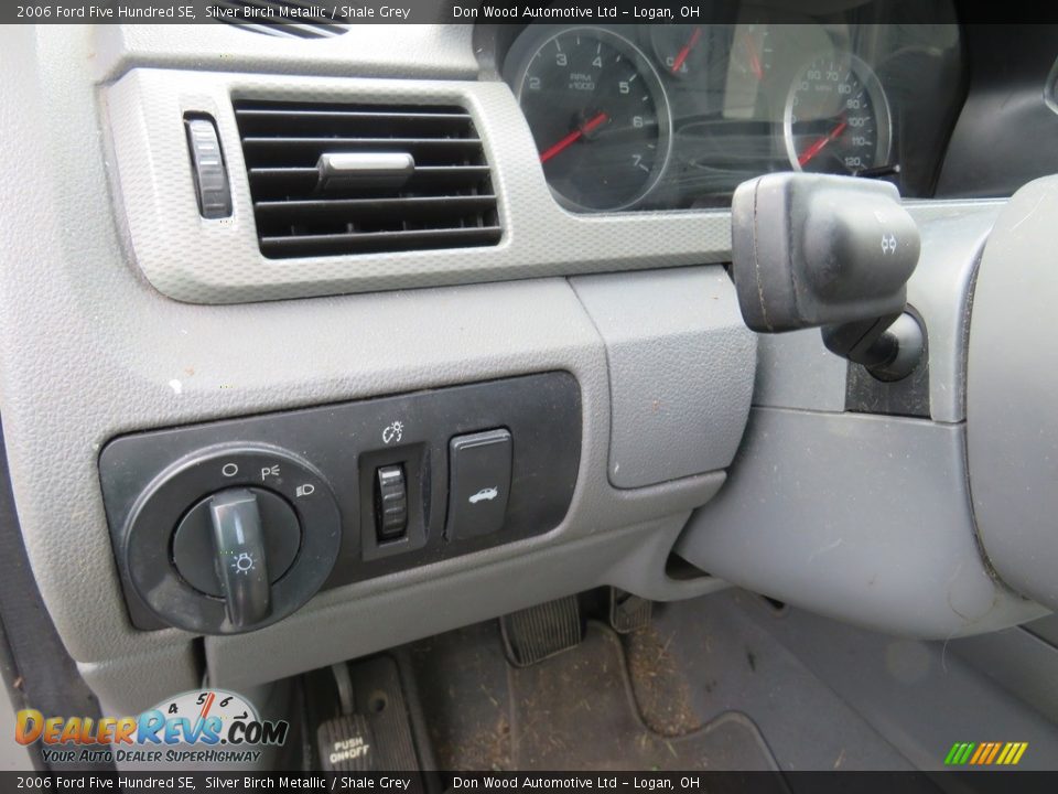 2006 Ford Five Hundred SE Silver Birch Metallic / Shale Grey Photo #18