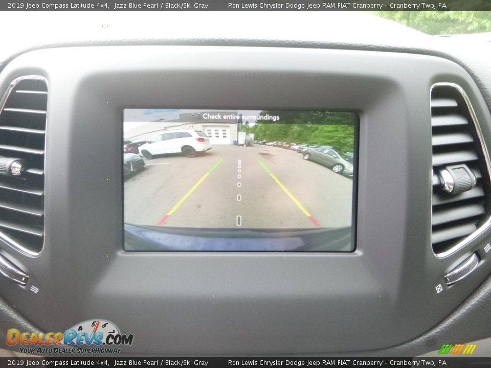 2019 Jeep Compass Latitude 4x4 Jazz Blue Pearl / Black/Ski Gray Photo #16
