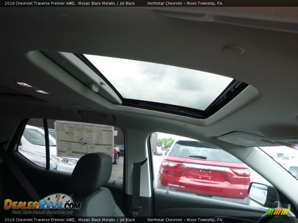2019 Chevrolet Traverse Premier AWD Mosaic Black Metallic / Jet Black Photo #11