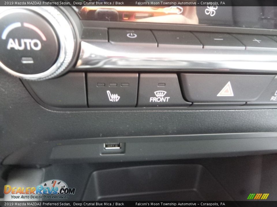 2019 Mazda MAZDA3 Preferred Sedan Deep Crystal Blue Mica / Black Photo #15